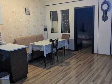 3 otaq · 80 m² · 7/20 mərtəbə, Bakıxanov