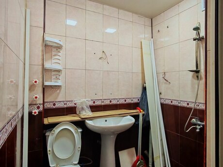 Nəriman Nərimanovda 2 otaqlı köhnə tikili mənzil satılır, 50 m², 82 000 AZN, şəkil 3 / 4