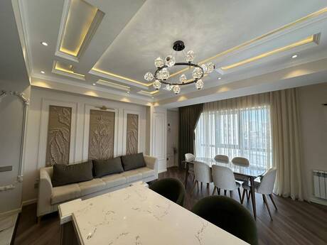 Ağ şəhərdə 4 otaqlı yeni tikili mənzil satılır, 127 m², 644 000 AZN, şəkil 2 / 12
