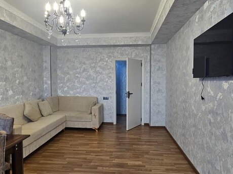 Masazırda 2 otaqlı köhnə tikili mənzil satılır, 55 m², 85 500 AZN, şəkil 2 / 12
