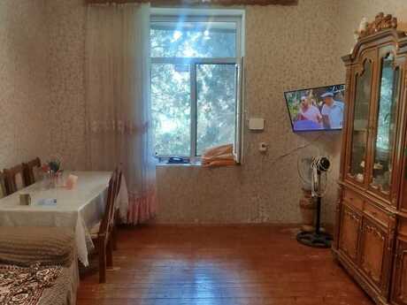 2-room old-build apartment for sale in Bakıxanov, 45 m², 90 000 AZN, photo 2 / 10