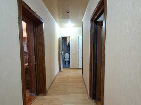 28 Mayda 3 otaqlı köhnə tikili mənzil satılır, 88 m², 210 000 AZN, şəkil 3 / 12