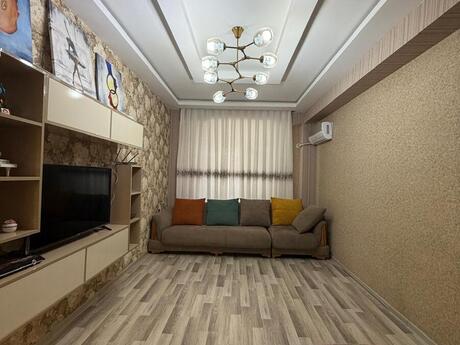Masazırda 3 otaqlı köhnə tikili mənzil satılır, 96 m², 160 000 AZN, şəkil 2 / 11