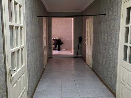 Xətaidə 4 otaqlı həyət evi satılır, 200 m², 95 000 AZN, şəkil 4 / 5