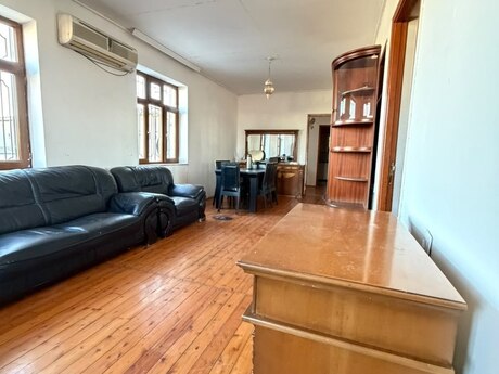 Ulduzda 3 otaqlı həyət evi kirayə verilir, 200 m², 850 AZN/ay, şəkil 2 / 12