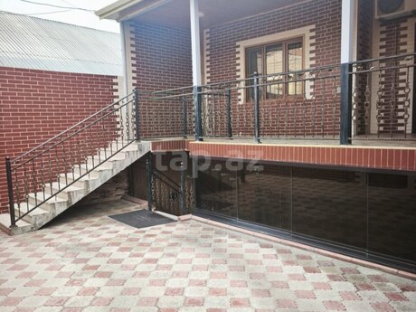 4 otaq · 90 m² · 1/1 mərtəbə, İnşaatçılar