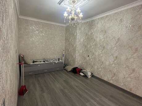 Binəqədidə 2 otaqlı həyət evi satılır, 130 m², 68 000 AZN, şəkil 2 / 8