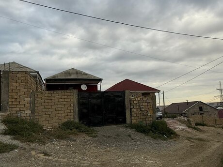 3 otaq · 70 m²