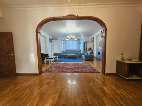 Nizamidə 4 otaqlı yeni tikili mənzil kirayə verilir, 150 m², 1 200 AZN/ay, şəkil 2 / 12