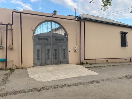 5 otaqlı ev, 145 m², Əmircan, 285 000 AZN
