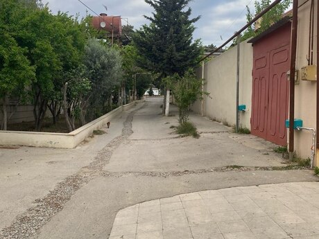 Əmircanda 5 otaqlı həyət evi satılır, 145 m², 285 000 AZN, şəkil 2 / 12