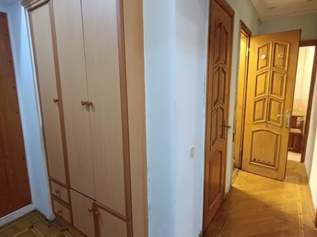 Gənclikdə 3 otaqlı köhnə tikili mənzil kirayə verilir, 80 m², 650 AZN/ay, şəkil 3 / 12