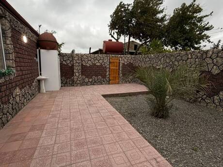 Şüvəlanda 4 otaqlı həyət evi satılır, 100 m², 93 000 AZN, şəkil 2 / 12