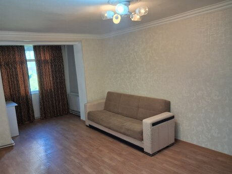 Продаётся 2-комнатная квартира в старом фонде, İnşaatçılar, 44 м², 165 000 AZN, фото 2 / 12