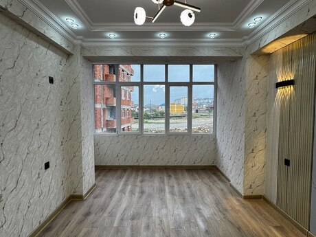3 otaq · 68 m² · 2/6 mərtəbə, Qurtuluş 93