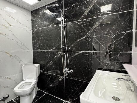 Qurtuluş 93 kompleksində 3 otaqlı yeni tikili mənzil satılır, 68 m², 105 000 AZN, şəkil 4 / 12