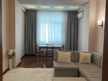 2 otaq · 60 m² · 16/18 mərtəbə, Gənclik