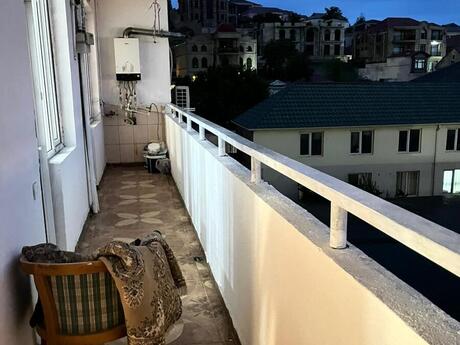 Badamdarda 2 otaqlı yeni tikili mənzil kirayə verilir, 100 m², 700 AZN/ay, şəkil 5 / 8