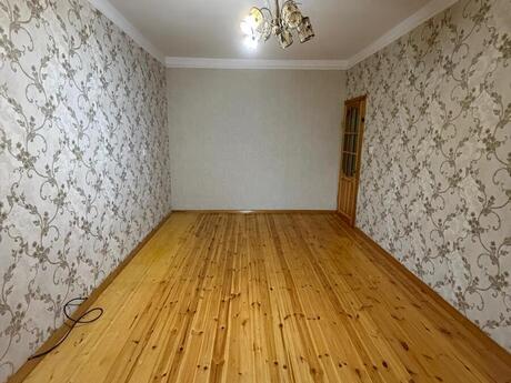 Qara Qarayevdə 4 otaqlı köhnə tikili mənzil satılır, 110 m², 259 000 AZN, şəkil 5 / 12