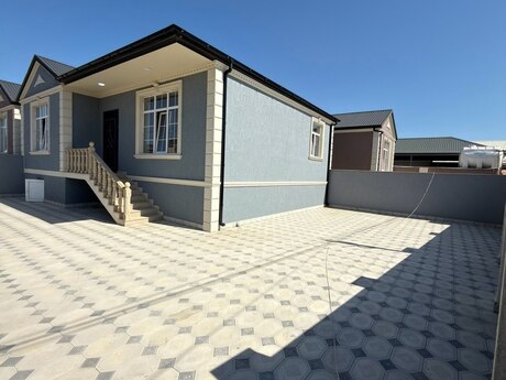4 otaq · 100 m² · 1/1 mərtəbə, Məmmədli