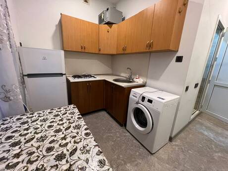 Продаётся 1-комнатная квартира в старом фонде, Elmlər Akademiyası, 42 м², 175 000 AZN, фото 4 / 7