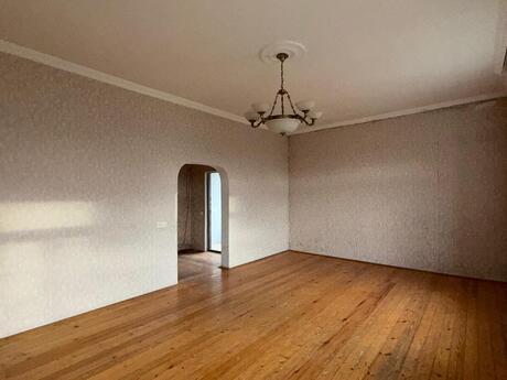 Kürdəxanıda 3 otaqlı həyət evi satılır, 110 m², 65 000 AZN, şəkil 2 / 12