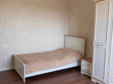 4-комн. · 160 m² · 1/1 этаж, Masazır
