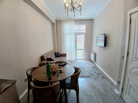 Yeni Günəşlidə 2 otaqlı yeni tikili mənzil satılır, 45 m², 140 000 AZN, şəkil 2 / 12