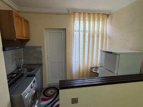 Bakıxanovda 2 otaqlı həyət evi kirayə verilir, 50 m², 500 AZN/ay, şəkil 2 / 4