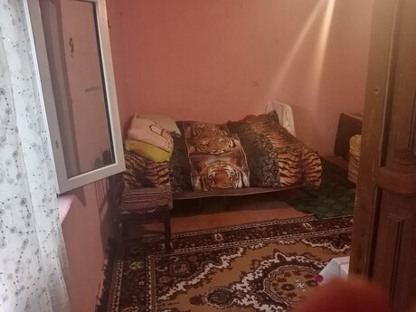 1 otaq · 20 m² · 1/1 mərtəbə, Avtovağzal