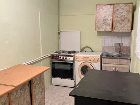 Gənclikdə 2 otaqlı həyət evi kirayə verilir, 60 m², 200 AZN/ay, şəkil 2 / 8