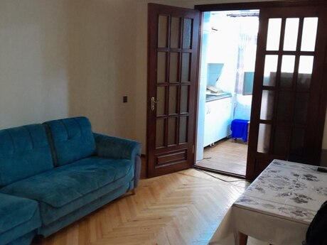 Kürdəxanıda 2 otaqlı köhnə tikili mənzil satılır, 35 m², 130 000 AZN, şəkil 4 / 12