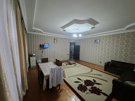 Yeni Ramanada 5 otaqlı həyət evi satılır, 313 m², 240 000 AZN, şəkil 3 / 12