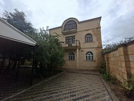 5 otaq · 313 m² · 1/1 mərtəbə, Yeni Ramana