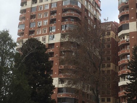 4 otaq · 130 m² · 19/19 mərtəbə, Səməd Vurğun küçəsi
