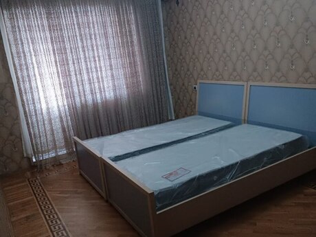 Azadlıq Prospektidə 4 otaqlı köhnə tikili mənzil kirayə verilir, 100 m², 200 AZN/ay, şəkil 2 / 7
