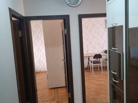 Azadlıq Prospektidə 4 otaqlı köhnə tikili mənzil kirayə verilir, 100 m², 200 AZN/ay, şəkil 5 / 7