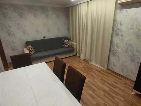 2 otaq · 40 m² · 4/5 mərtəbə, Akim Abbasov küç.