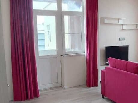 20 Yanvarda 2 otaqlı yeni tikili mənzil kirayə verilir, 70 m², 500 AZN/ay, şəkil 2 / 12