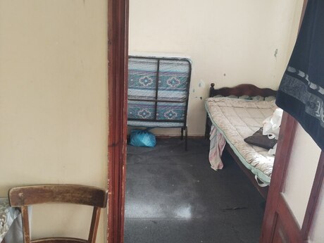 Gənclikdə 2 otaqlı köhnə tikili mənzil kirayə verilir, 45 m², 450 AZN/ay, şəkil 3 / 4