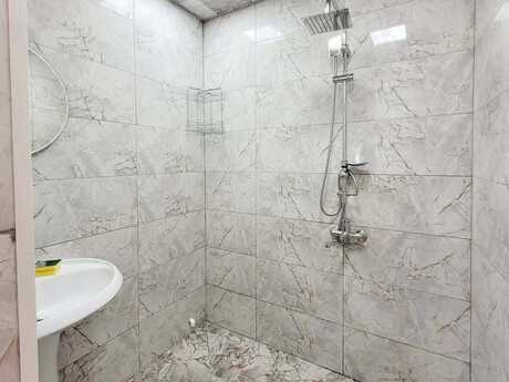 Memar Əcəmidə 2 otaqlı köhnə tikili mənzil satılır, 60 m², 136 000 AZN, şəkil 5 / 6
