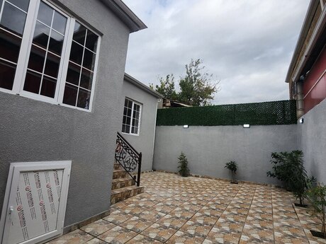 4 otaqlı ev, 200 m², Əmircan, 166 500 AZN