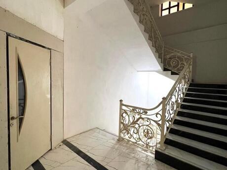 3-комн. · 106 m²