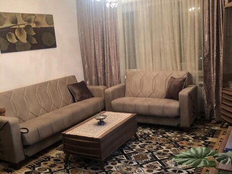 3 otaqlı mənzil, 50 m², İçəri Şəhər, 700 AZN