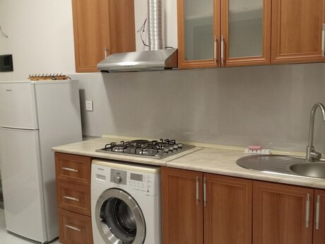 2-room house for rent in Suraxanı, 44 m², 400 AZN/mo, photo 2 / 5