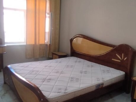2-room house, 100 m², 8 Noyabr prospekti, 500 AZN
