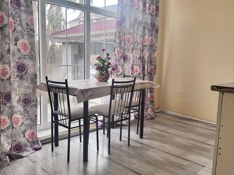 3 otaqlı ev, 130 m², Hövsan, 550 AZN