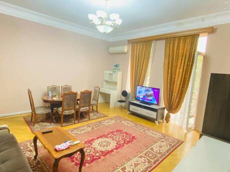 Сдаётся 3-комнатная квартира в старом фонде, Sahil, 80 м², 1 000 AZN/мес, фото 3 / 12
