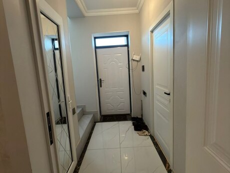 3 otaq · 130 m²