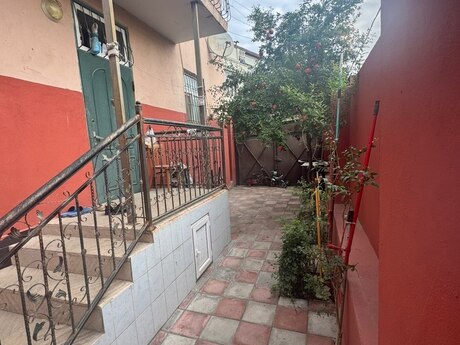 5 otaqlı ev, 180 m², NZS, 300 000 AZN